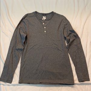 Patagonia Grey Long Sleeve Henley Men Small S